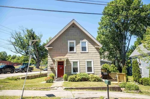 10 Elm St, Milton, NH 03851-4502