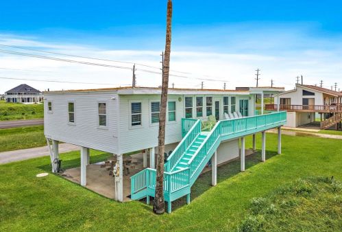 21225 Gulf Dr, Galveston, TX