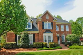 3711 Timberoak Dr, Greensboro, NC 27410-2144
