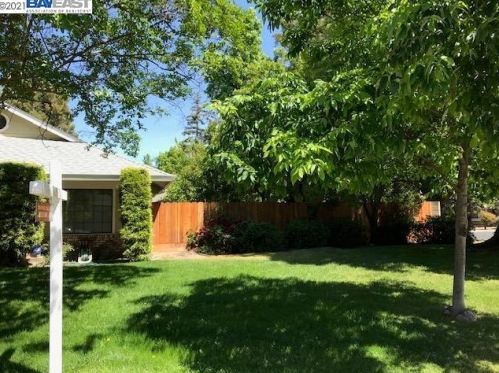 2001 Stracker Way, Modesto, CA 95350-0360