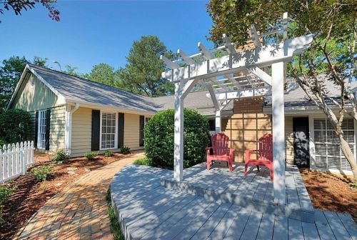937 Indian Hills Pkwy, Marietta, GA 30068-2547