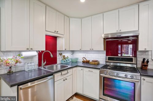 903 Kerwin Rd, Silver Spring MD 20901-1752 exterior