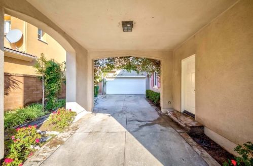 45 Commonwealth, Irvine, CA 92618-7003
