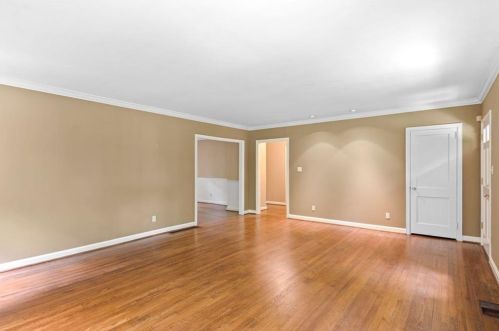 152 Burdette Rd, Atlanta GA  30327-4804 exterior