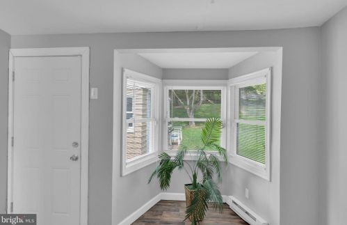 268 Clamer Rd, Trenton NJ 08628-3202 exterior