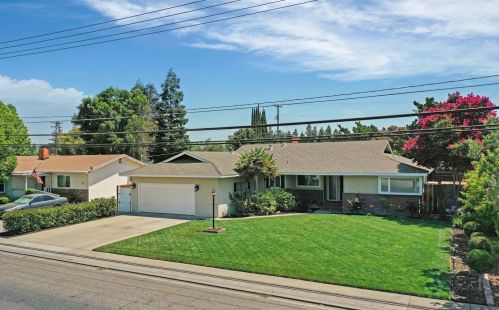 620 Minnesota Ave, Turlock, CA 95382-1422