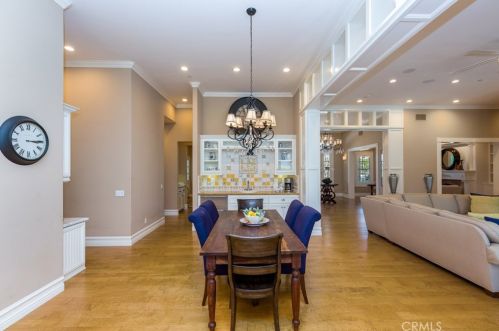 1015 Tiger Tail Dr, Riverside CA  92506-5423 exterior