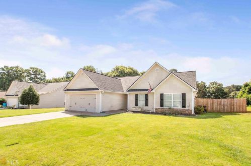 312 Oliver Ridge Dr, Commerce, GA 30529-7743