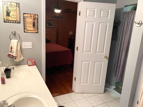 435 Deerpath Ct, Hobart IN 46342-5743 exterior