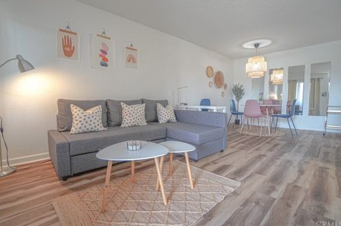 2875 Los Felices Rd, Palm Springs, CA 92262-1979