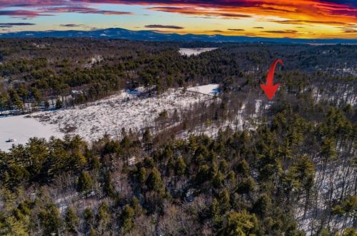 421 Pickerel Pond Rd, Laconia, NH 03246-1512