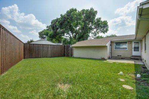 7026 Dalewood Ln, Dallas TX  75214-1809 exterior