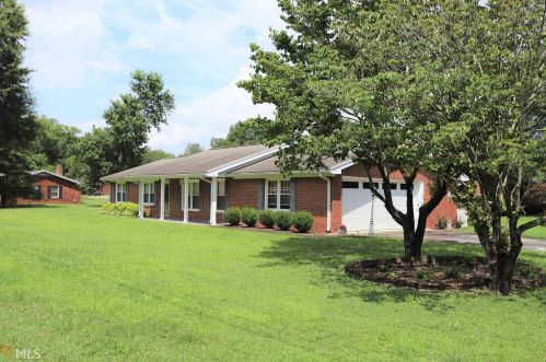 141 Sunrise Cir, Trion, GA 30753-1463