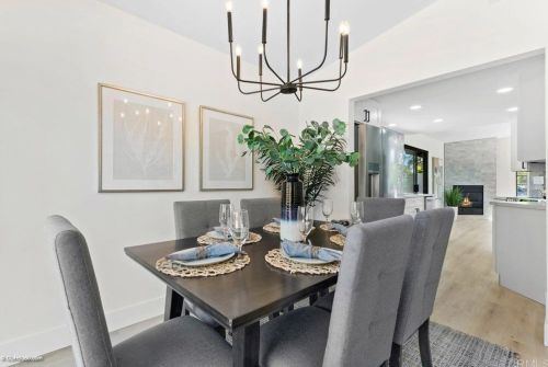 335 Whispering Brook Dr, Vista CA 92083-1956 exterior