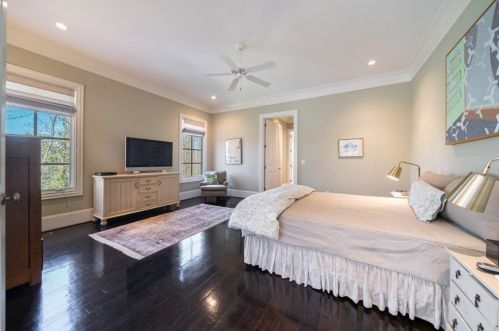 3066 Arden Rd, Atlanta GA  30305-1914 exterior