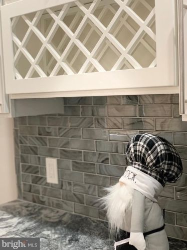 5316 12 St, Philadelphia PA 19122-4003 exterior