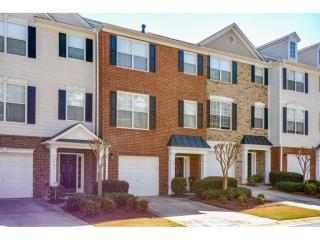 3758 Chattahoochee Summit Dr, Atlanta, GA 30339-3245