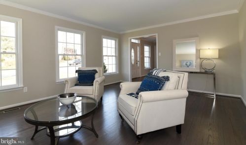 11559 Southington Ln, Herndon, VA 20170-2417