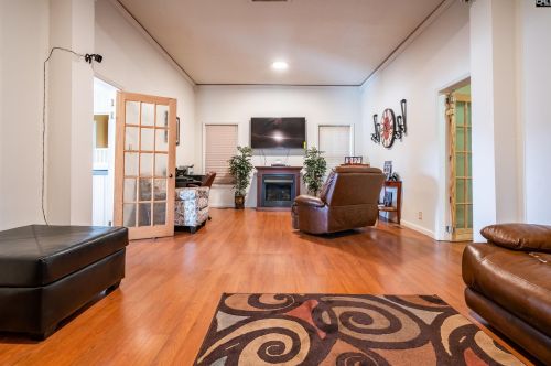 85 Virginia Ave, Barnwell, SC 29812-1444