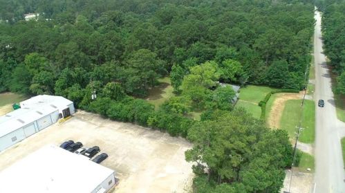 2229 Teas Nursery Rd, Conroe TX  77304-4616 exterior