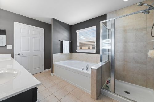 2296 Pebblestone Way, Lemont IL 60490-5059 exterior