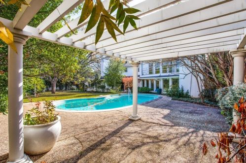 6218 Kenwick Ave, Fort Worth TX  76116-4628 exterior