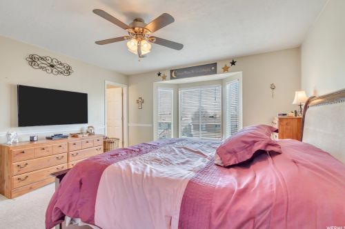 5442 Aristada Ave, Taylorsville UT 84081-5200 exterior