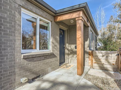 2825 Garfield St, Denver CO  80205-5044 exterior