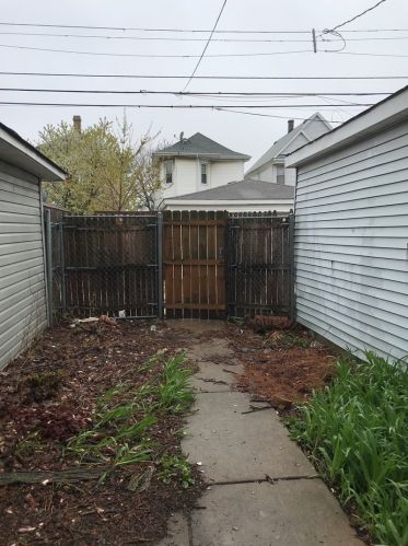 936 Lavergne Ave, Chicago, IL 60651-3121