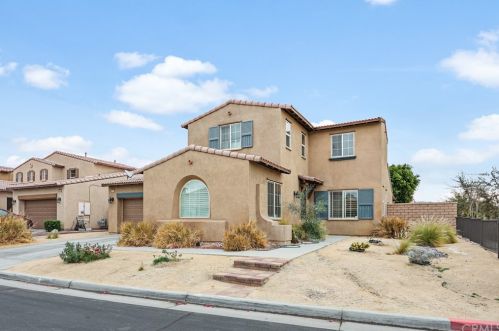 40530 Amador Dr, Indio, CA 92203-3859