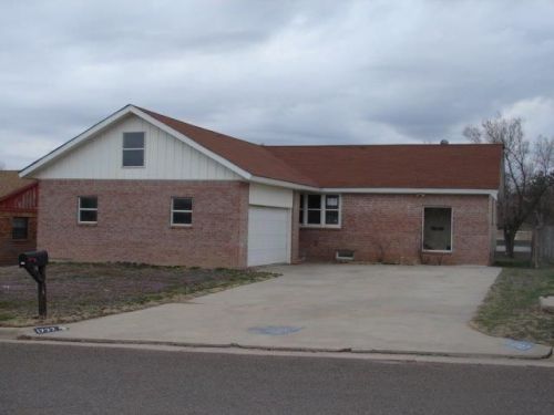 1727 Main St, Guymon, OK 73942-2803