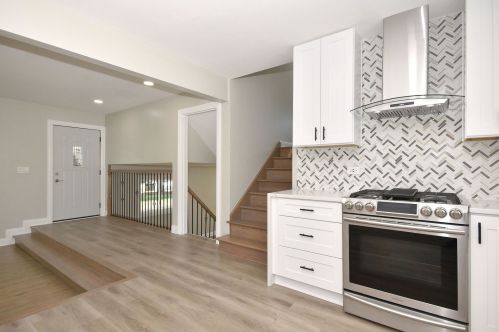 168 Winthrop Ave, Addison IL  60101-4711 exterior