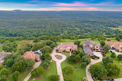 316 Dawn River Cv, Austin TX  78732-1986 exterior