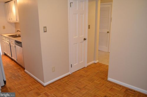 8902 16th St, Silver Spring MD 20910-2231 exterior