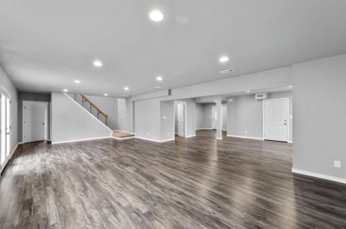 3824 Kimbo Rd, Fort Worth TX 76111-6209 exterior