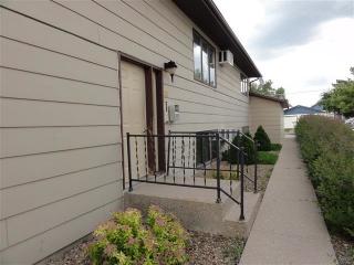 313 11th St, Bismarck, ND 58504-5621