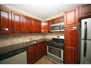 4 Van Zant St, Norwalk CT  06855-1715 exterior