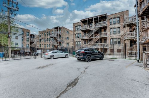 7008 Merrill Ave, Chicago IL  60649-2183 exterior