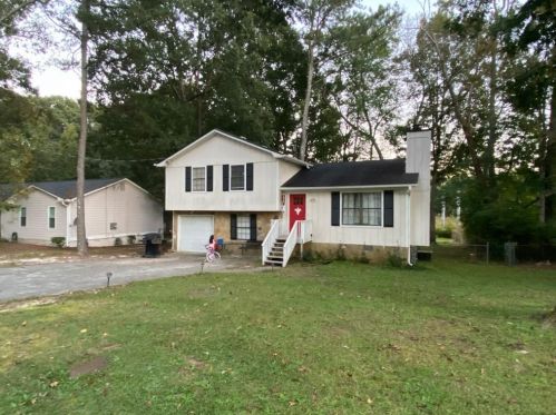3116 Gwinnstone Cir, Lithonia, GA 30078-4512