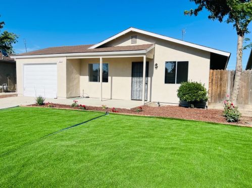 1641 Kathy Ave, Dos Palos, CA 93620-2556