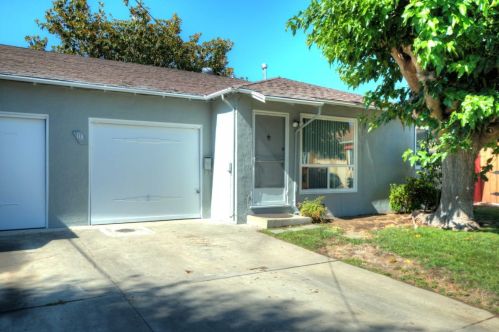 111 Nancy Ct, Mountain View, CA 94041-2231