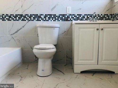 3454 Finlaw Ave, Camden NJ  08109-3043 exterior