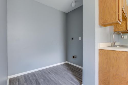 1802 Springmont Ave, Springfield OH  45506-2957 exterior