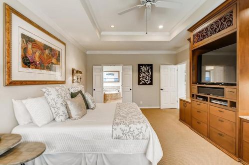 9904 Charthouse Cv, Austin TX  78730-3566 exterior