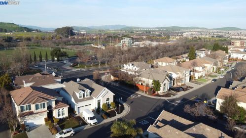 4405 Bangor Ct, Pleasanton, CA 94568-7806
