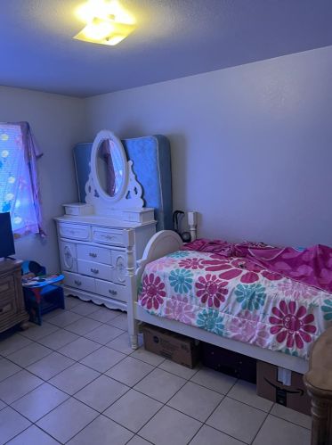 521 Clark St, Turlock CA 95380-5875 exterior