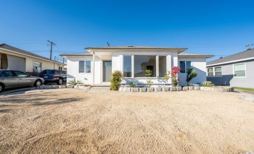1709 145th St, Compton, CA 90220-1432
