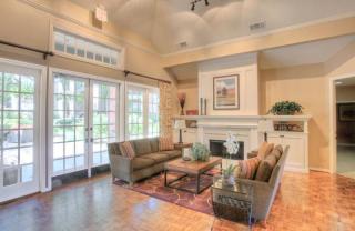 10701 Macarthur Blvd, Irving TX  75063-5219 exterior