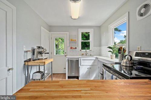 410 Melbourne Ave, Silver Spring MD 20901-2818 exterior