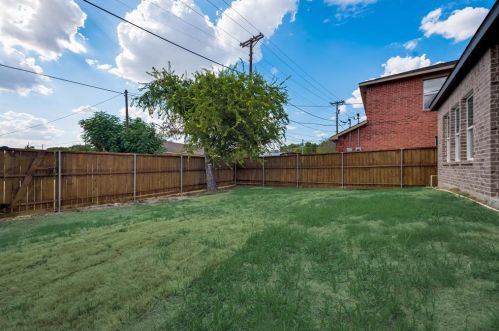 111 Mckinley St, Garland TX 75042-6709 exterior